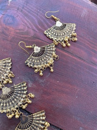 Conjunto collar y pendientes boho étnicos