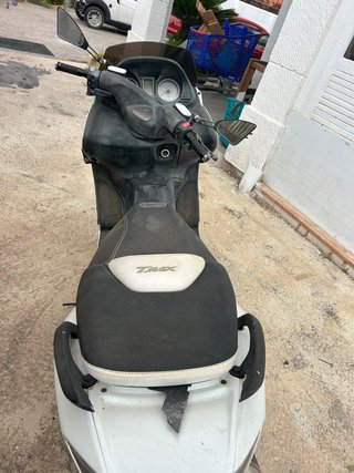 Yamaha TMAX 2004 Escape Akrapovich