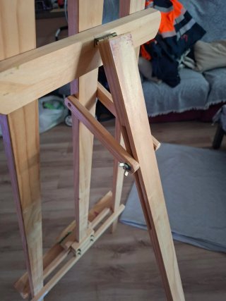 Caballete de madera para pintura