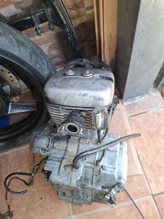 Motor Daelim Roadwin 125