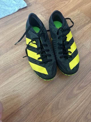 Zapatillas Atletismo Adidas Clavos Negro/Amarillo