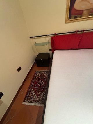 Armario de dormitorio con mesitas de noche