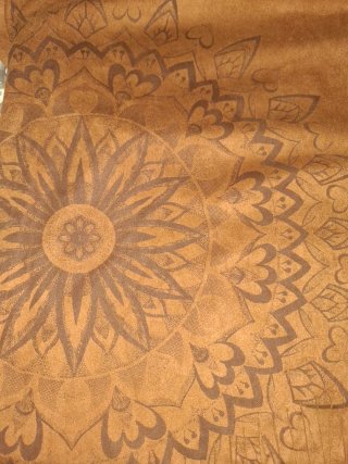 Camiseta Desigual con flecos y mandala