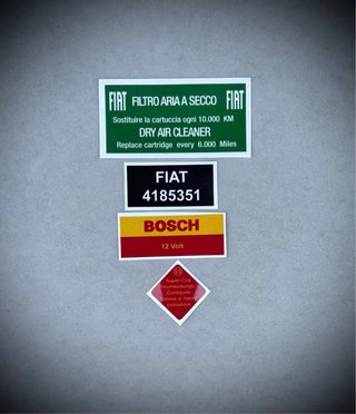 Pegatinas vano motor Fiat 127