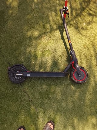 Patinete Xiaomi Pro 2 (Batería Rota)