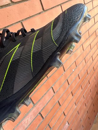 Botines de fútbol Adidas Predator