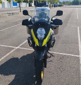 Suzuki V-Strom 650 Adventure Amarilla