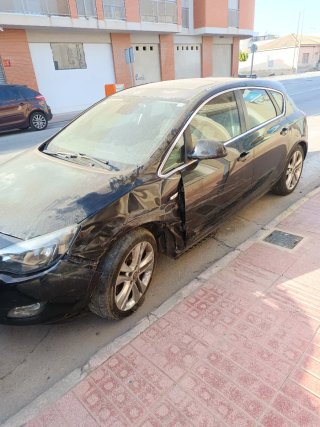 Opel Astra 2010