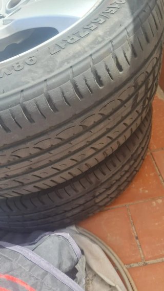Llantas Peugeot 4 unidades