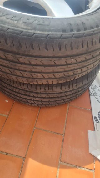 Llantas Peugeot 4 unidades