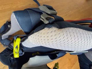 Portabebés Deuter Kid Comfort Active