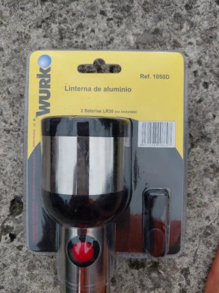 Linterna de aluminio Wurko Ref. 1050D