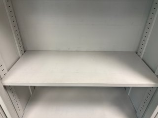 Mueble de oficina metálico