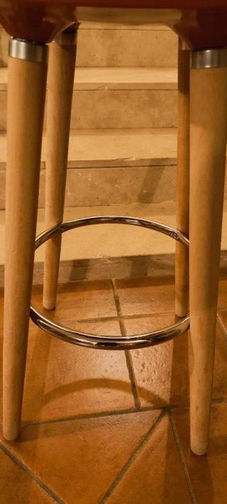 SPEDIZIONE NAZIONLE COMPRESA   Sgabello Scandinavo
