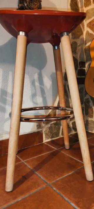 SPEDIZIONE NAZIONLE COMPRESA   Sgabello Scandinavo