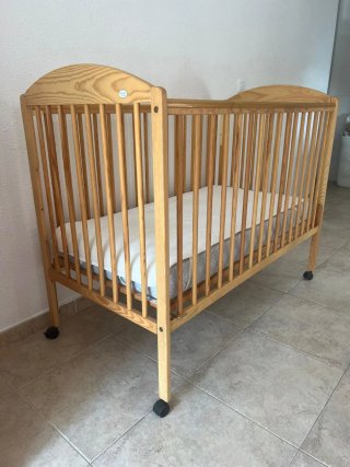 Cuna madera maciza Drewex + Colchón