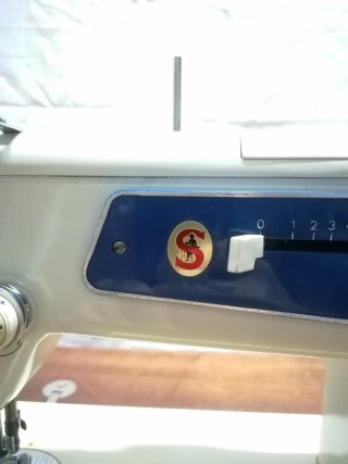Máquina de coser Singer 801Z2