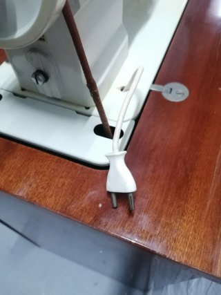 Máquina de coser Singer 801Z2