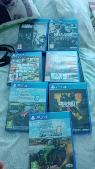 PS4 Juegos: Rainbow Six Siege, GTA V, RDR2, MGS