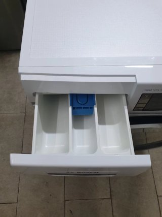 Lavadora Bosch Serie 6 Wash+Dry 7/4 con garantía