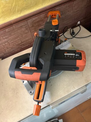Sierra Ingletadora Evolution R255