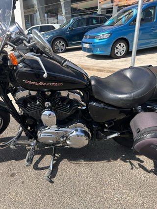 Harley-Davidson Sportster 1200 Custom XL1200C