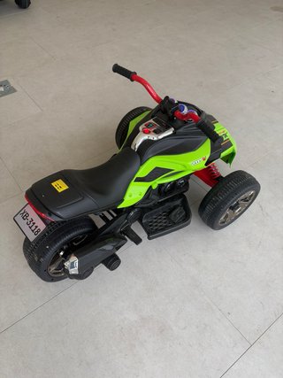 Cuatrimoto Eléctrica Tank Verde