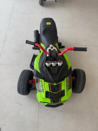 Cuatrimoto Eléctrica Tank Verde