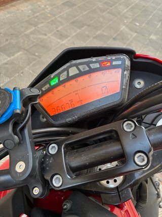 Ducati Hypermotard 796 (A2 Limitada)