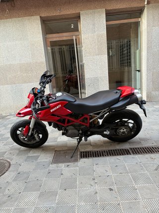 Ducati Hypermotard 796 (A2 Limitada)