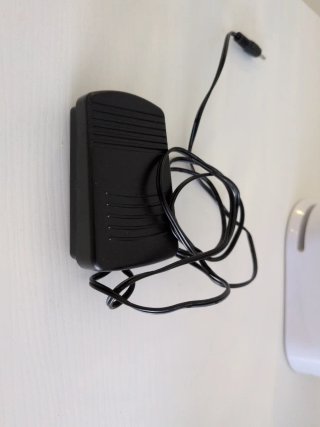 Mini Máquina de Coser Blanca