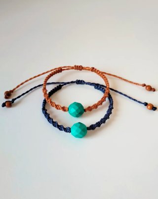 Bracciale con turchese e corda