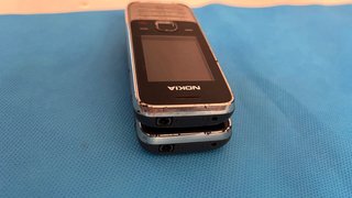 Nokia 2730