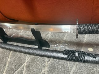 Katana decorativa