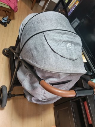 Carrito de paseo gris
