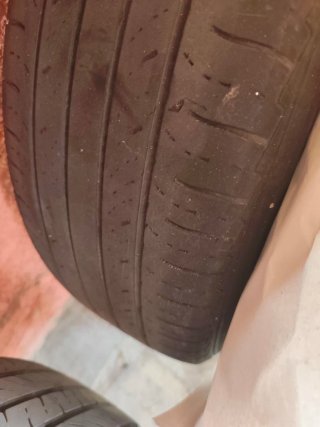 Llantas MG HS con neumáticos 215/60 R17