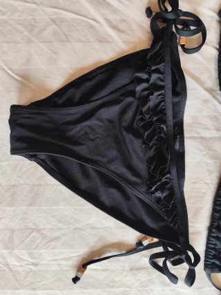 Bikini volantes negro
