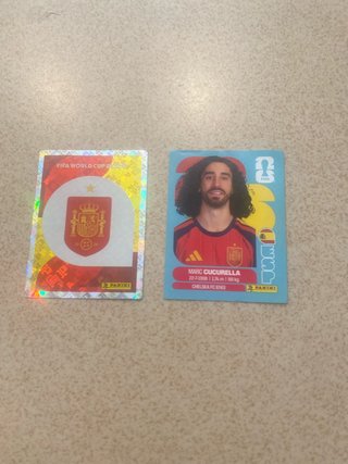 Pack cromos España Mundial Cucurella + Escudo
