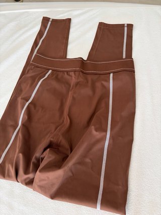 Alo Yoga Pantalón Entrenamiento Marrón
