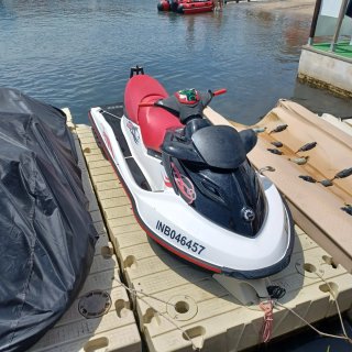 Jetski Bombardier Sea Doo 160 CV + Wakeboard