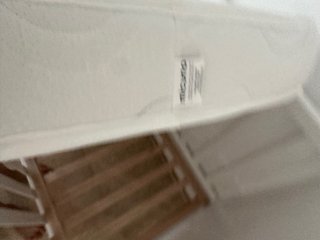 Cuna de MiCuna 120x60 con colchón y sábanas