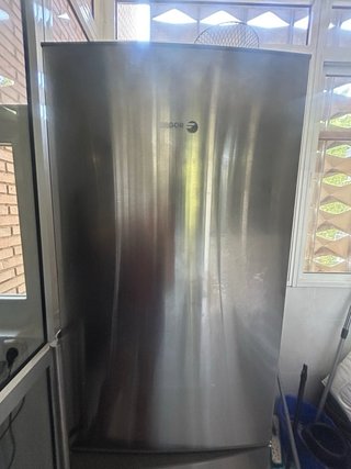 Nevera vertical dos puertas