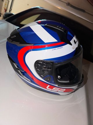 Casco LS2 Challenger F