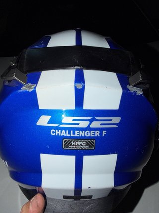 Casco LS2 Challenger F