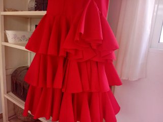 Traje de flamenca rojo talla 10 nuevo