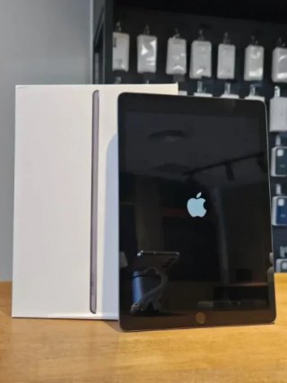 IPAD 9 GEN 64GB WIFI + CEL 86% BATERÍA