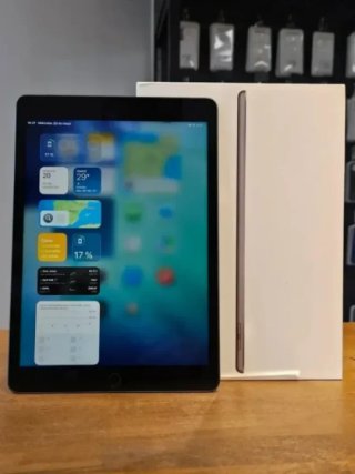 IPAD 9 GEN 64GB WIFI + CEL 86% BATERÍA