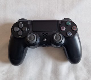 PS4 (PlayStation 4) 1TB Nera + Controller e Giochi