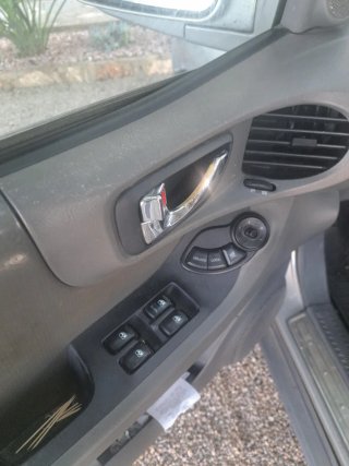 Hyundai Grand Santa Fe 2003