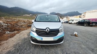 Renault Trafic 2018 larga 145CV 9 plazas 276.000km